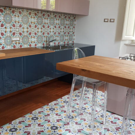 Parquet e tappeto in ceramica